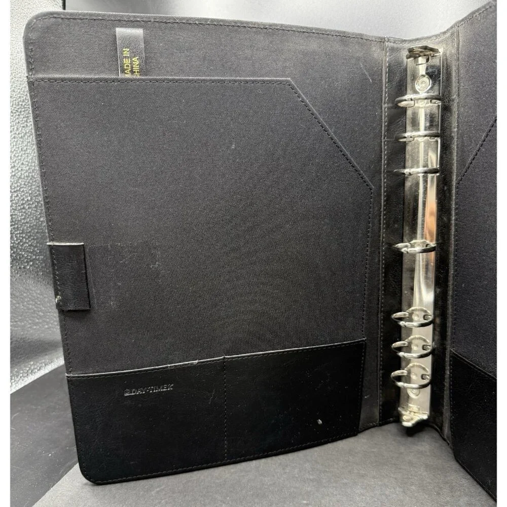 Vintage Day Timer Planner Organizer 7 Ring Binder Black Leather Made In USA 1995